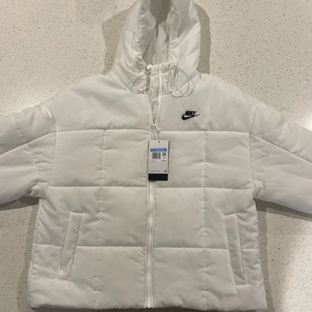 Nike Sportswear Therma-Fit White Puffer Jacket w/Hood - FB7672-100 - Women's Med